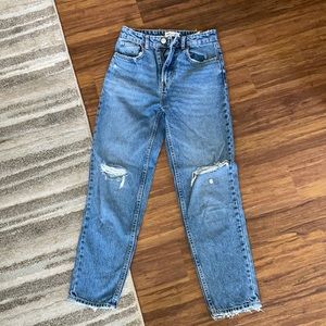 Zara mom jeans distressed size 2